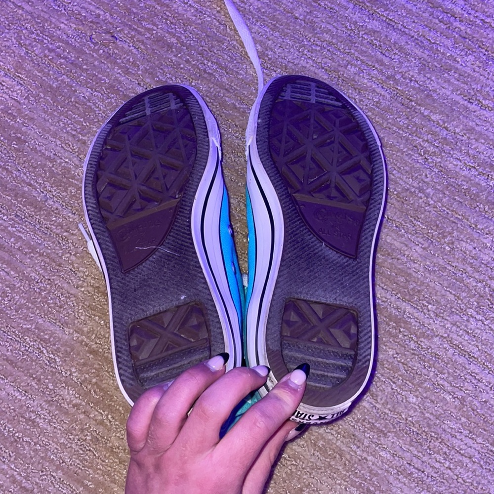 teal converse - Picture 5 of 5